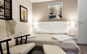 Tanners' Bridge Apartments